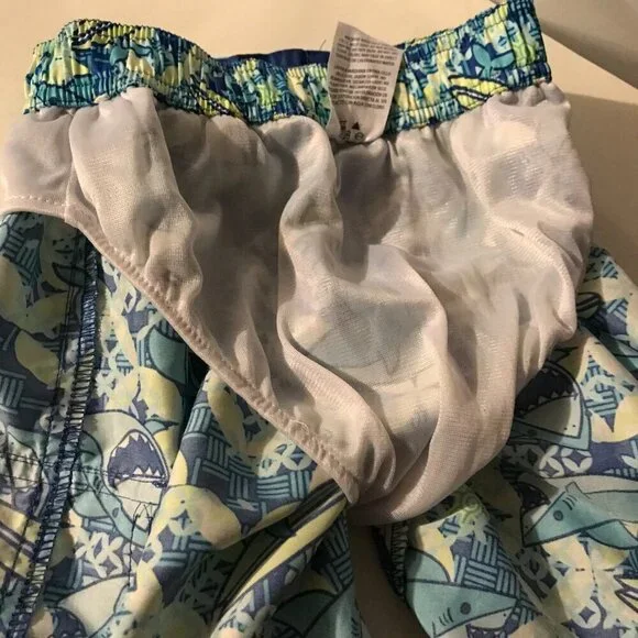 UV Skinz swim trunks Size 5 shorts. Blue sharks UV Protection 50+ sunwear - Picture 4 of 8